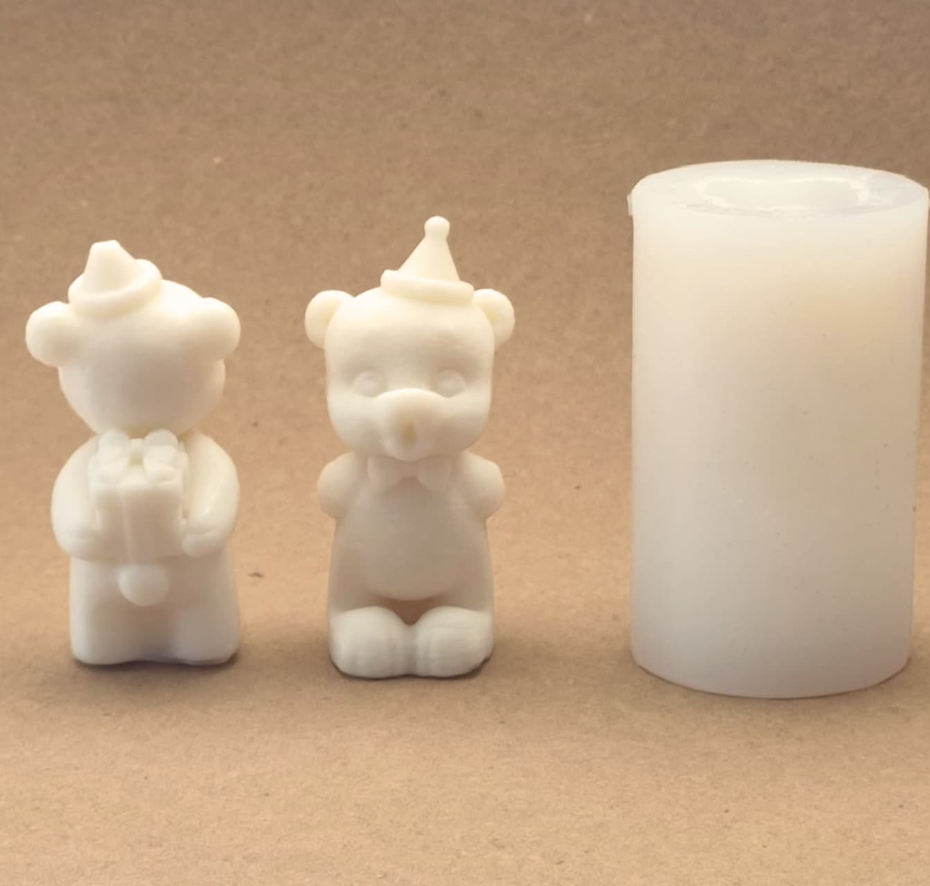 Singing Teddy Hiding Gift Box 3