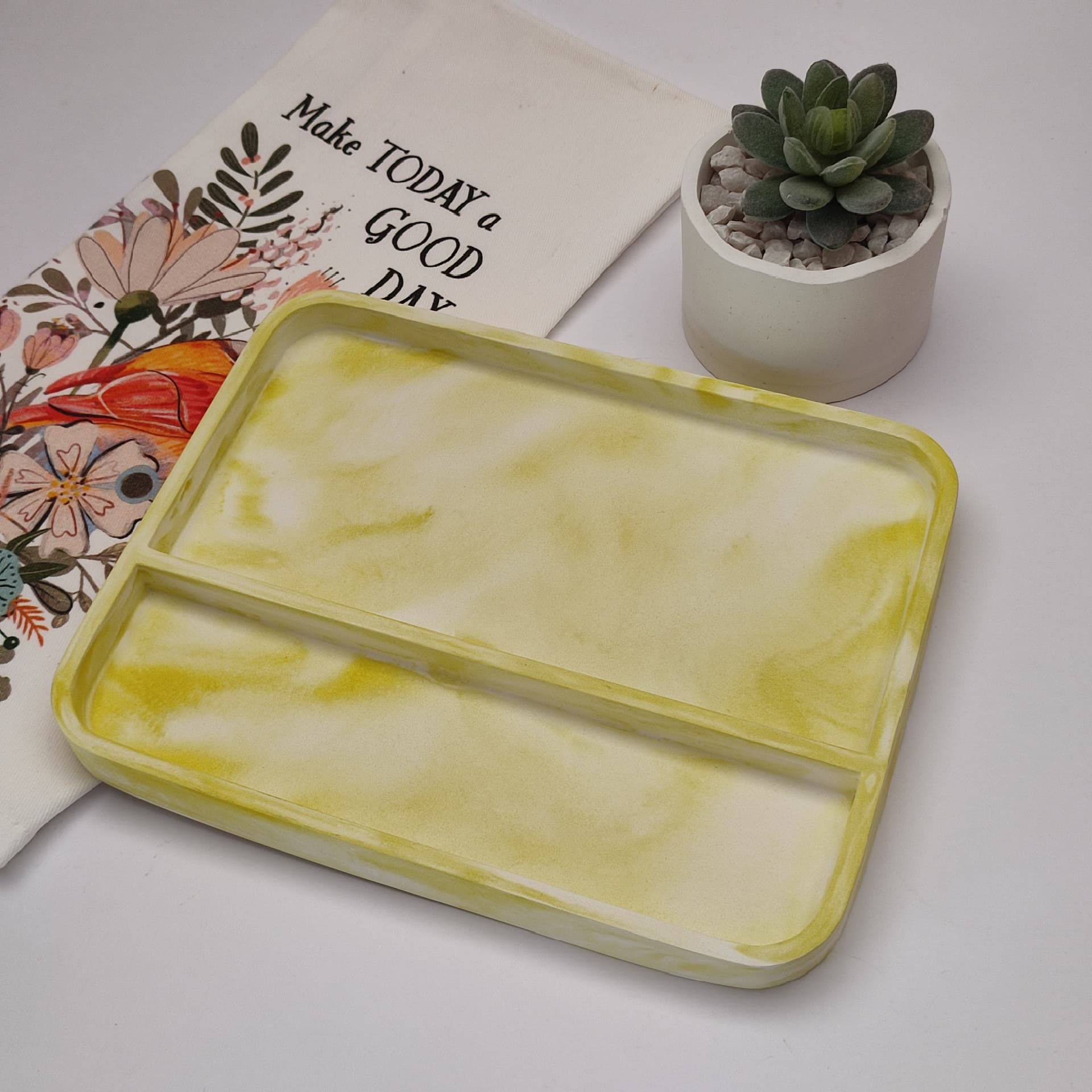 Compartment Tray